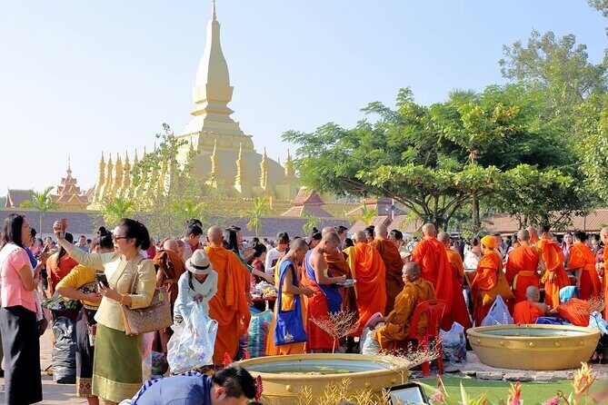1-Day Vientiane City Adventure: Top Sights & Hidden Gems - Pha That Luang: Laos’ sacred stupa in a guided context