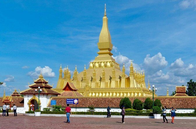 A Full Day in Laid-Back Vientiane - Lunch and Transport: Where This Tour Tends to Shine
