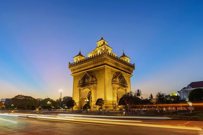 Guided Vientiane City and Buddha Park Full-Day Tour - Entering Wat Si Saket’s Teak Hallways