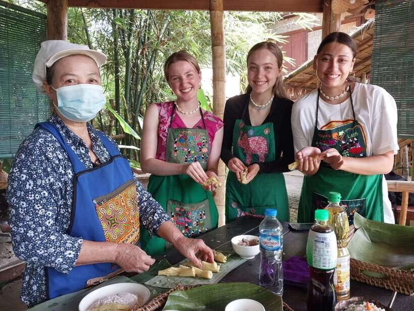 Luang Prabang: Bamboo Weaving Workshop & Cooking Class - Weaving your souvenir mat: the technique you’ll actually use