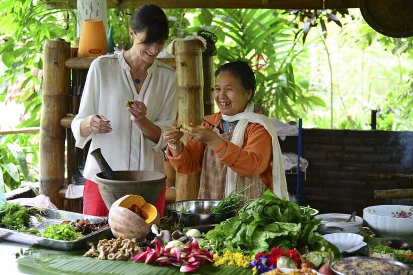Luang Prabang: Cooking Class at the Former Royal Palace - Lunch on the terrace: turning lessons into flavor