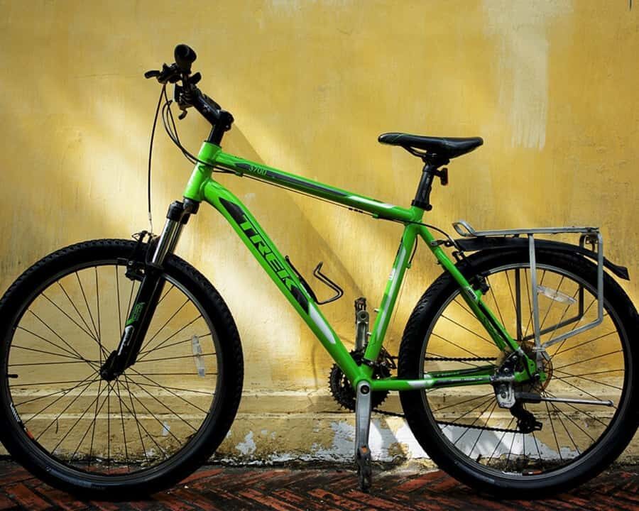 Luang Prabang: Countryside Mountain Bike Tour with Lunch - Lunch near the water: scenic break, watch your expectations