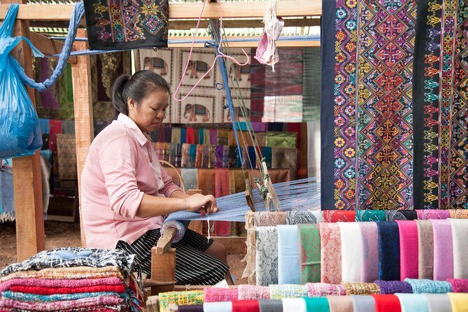 Luang Prabang: Cruise to Pak Ou Caves & Kuang Si Waterfalls - Lunch at the elephant camp: buffet comfort plus hands-on moments