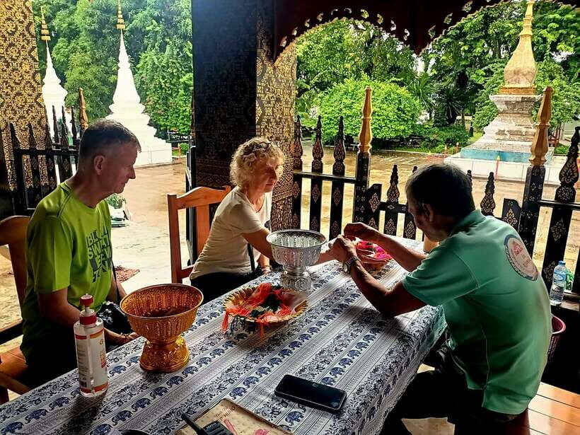 Luang Prabang: Foodie Walking Tour & Monk Blessing - Snack Sampling That Actually Teaches Lao Flavors
