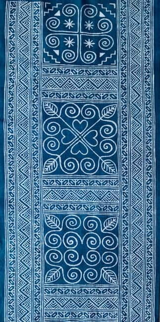 Luang Prabang: Hmong Batik Art Workshop - Beeswax drawing session: tools, symbols, and easy-to-follow technique
