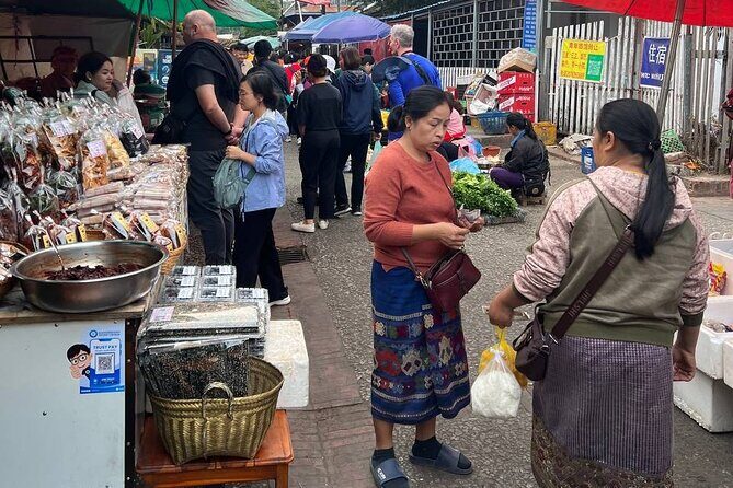 Luang Prabang Local Market and Morning Food Tour with Drinks - Key highlights at a glance