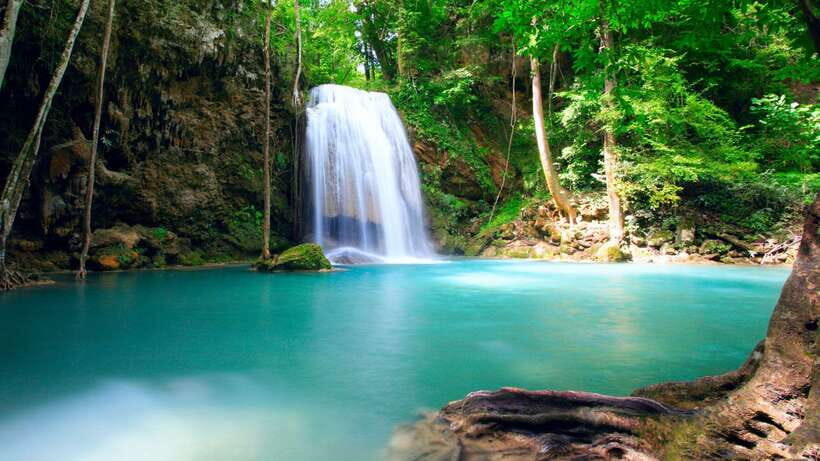 Luang Prabang: Local Village & Kuang Si Falls Private Tour - Village Visits: Ban Ouay, Ban Ou, and Ban Thapene