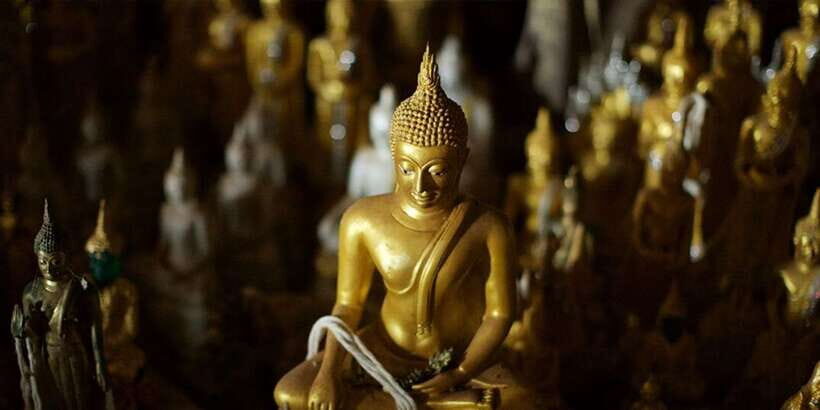 Luang Prabang: Pak Ou Caves & Kuang Si Falls Day Trip - Lunch near the caves and the switch to the afternoon drive