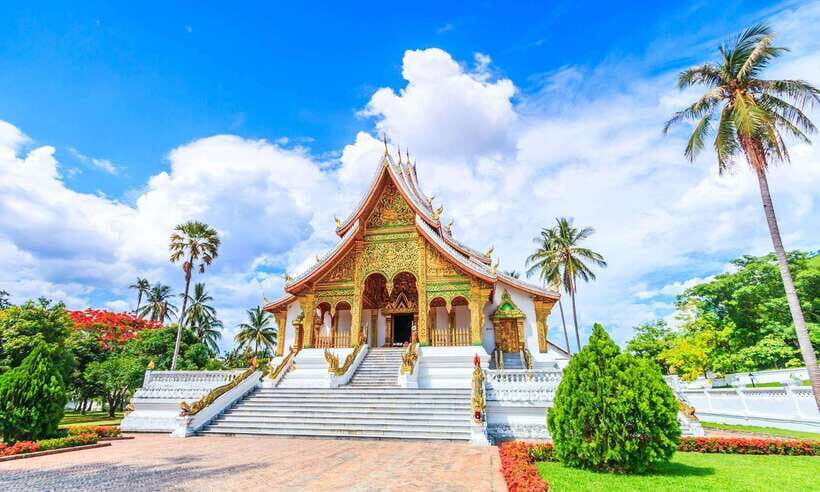 Luang Prabang Private Full-Day Tour and Lunch - Mount Phousi Sunset: Gold Stupa Views Over the Mekong
