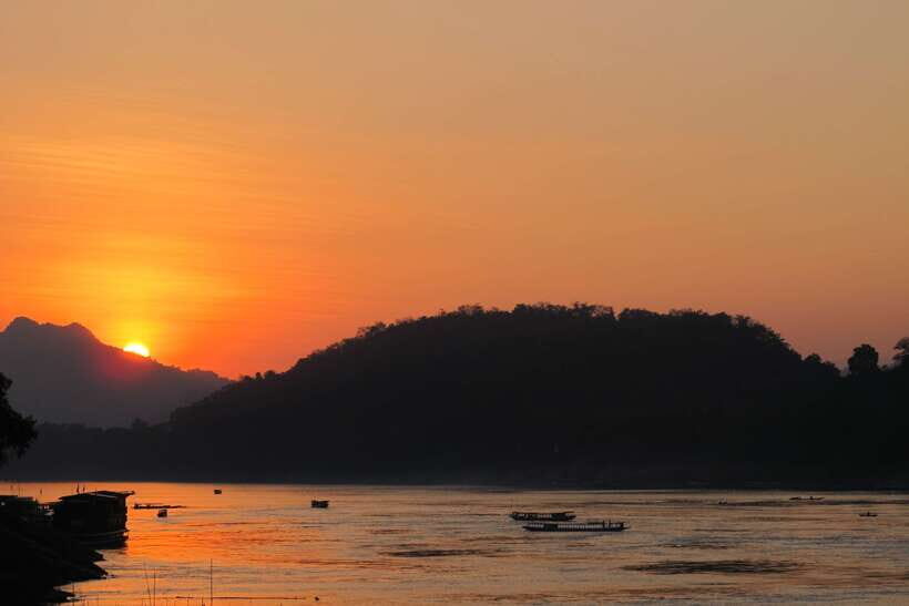 Luang Prabang: Private Must-See Sights and Mount Phousi Tour - Key highlights you’ll remember