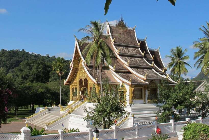 Luang Prabang: Private Must-See Sights and Mount Phousi Tour - Royal Palace Museum: French Beaux-Arts Meets Lao Life