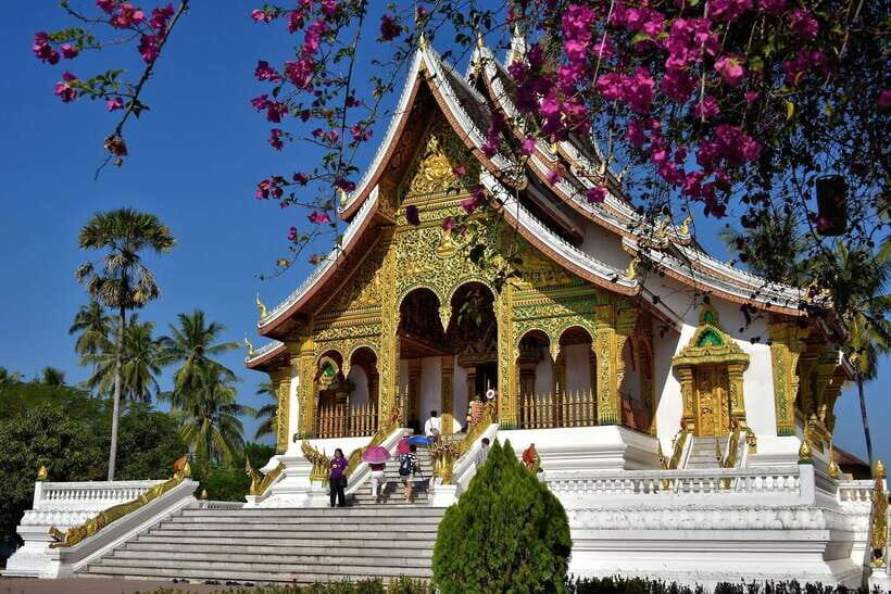 Luang Prabang: UNESCO World Heritage City Highlights Tour - Wat Xieng Thong, Sensoukharam, and the Temple Layout You’ll Be Able to Spot