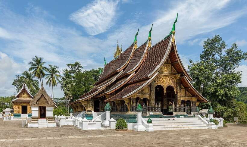Luang Prabang: UNESCO World Heritage City Highlights Tour - Mount Phousi Climb: Getting the Panoramic Views While the City Is Still Calm