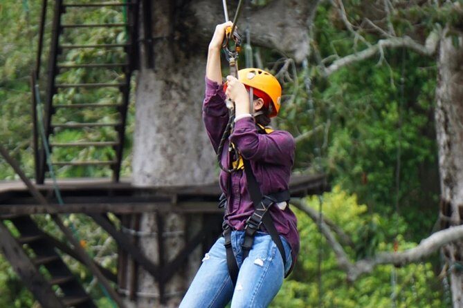 One Day Guided Tour: Kayaking, Zipline & Tubing In The Cave from Vang Vieng - Tham Nam Water Cave picnic lunch: what you eat and where you pause