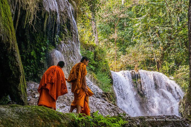 Private Tour Full-day Morning Market, Villages and Scenic Kuang Si Waterfall - Alms-giving in Luang Prabang: what optional really means