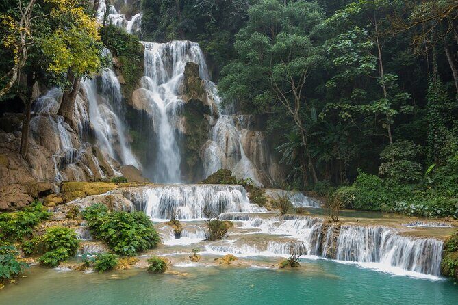Private Tour: Pak Ou Cave and Kuang Si Waterfall Tour from Luang Prabang - The lunch rhythm: packed food, river air, and a calmer afternoon