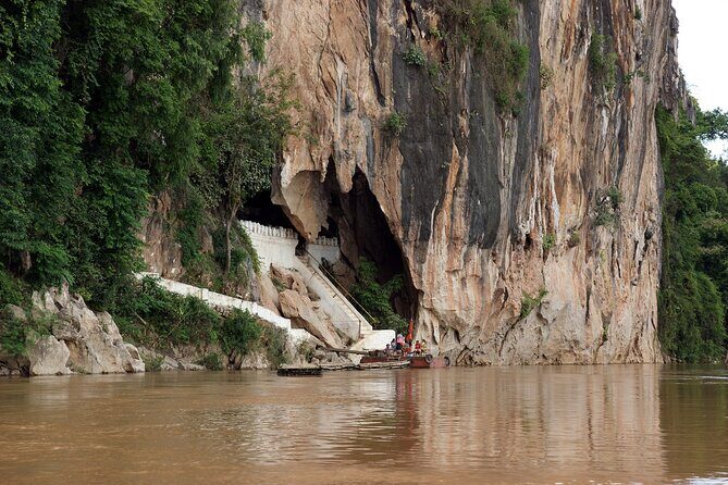 Private Tour: Pak Ou Cave and Kuang Si Waterfall Tour from Luang Prabang - Transport and comfort: why this beats tuk-tuks for Kuang Si day