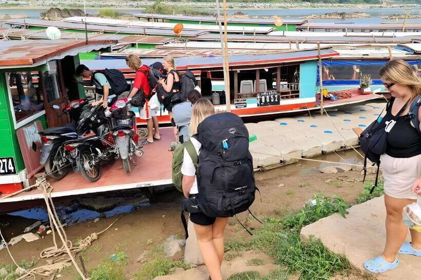 Slow Boat Chiang Rai: to Luang Prabang 2Day 1Night - Chiang Rai pickup to Huay Xai border: the early start