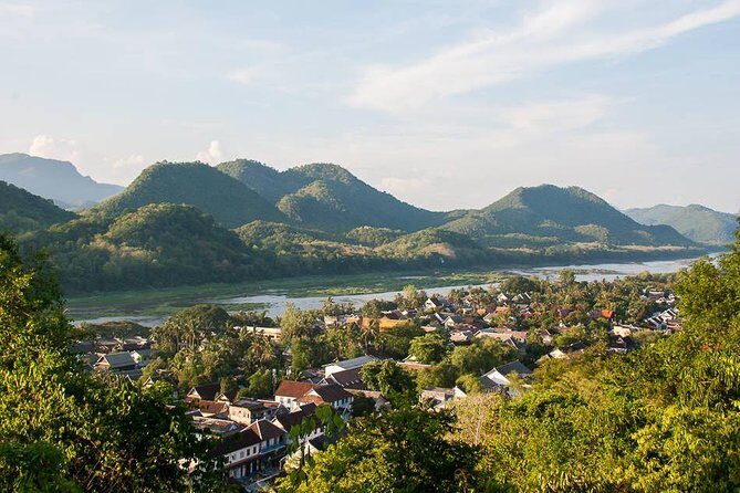 Small Group Half Day Luang Prabang city tour - Small Group Comfort: Up to 10, Maximum 12