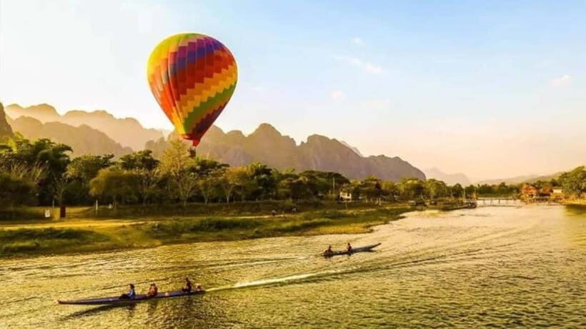 Vang vieng: Longtail boat&Hot Air Balloon&hotel pick-up - The pickup routine in Vang Vieng city (and how to avoid stress)