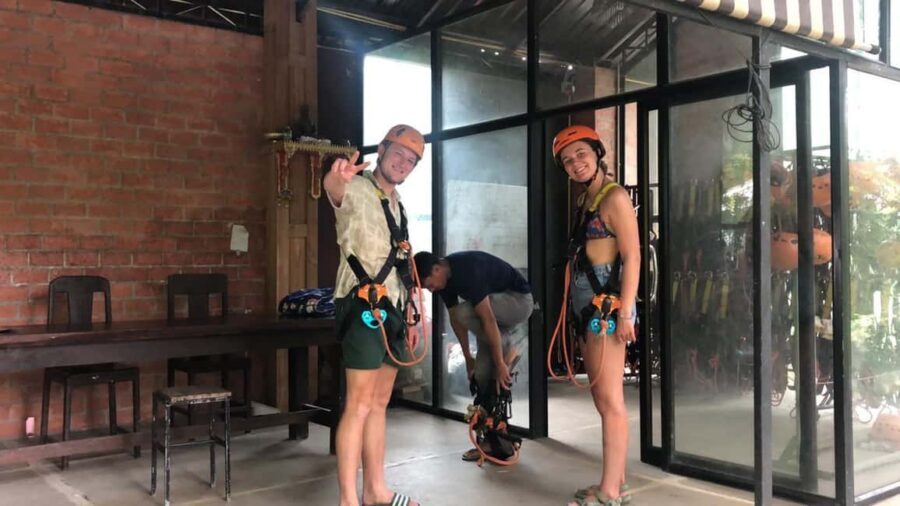 Vang Vieng: Zipline&Water Cave&Tham Chang&Blue Lagoon 1 - Tham Chang underwater cave tubing: tire rides and fixed ropes