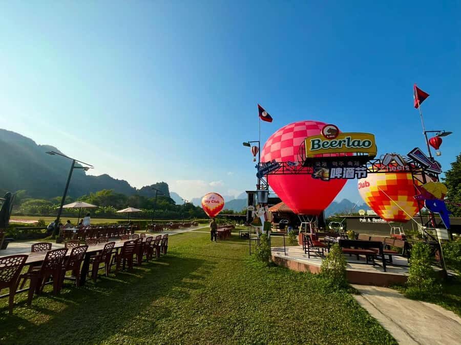 Vangvieng Climbing & Ballon Adventure - Jang Cave: A Cooler Break and a Change of Pace