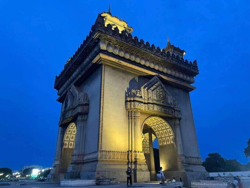 Vientiane City Highlights Tour with Buddha Park & Lunch - Patuxai Arch: climb for city views and local perspective