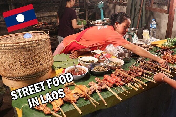 Vientiane Cuisine & Culture: The Hungry Tuk Tuk - Why the Hungry Tuk Tuk works in Vientiane at night