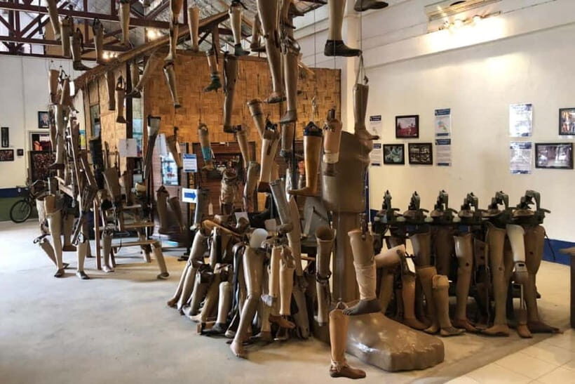 Vientiane: Half-Day City Tour - Morning or Afternoon - Guide Quality, Language, and the Value of Asking One Good Question