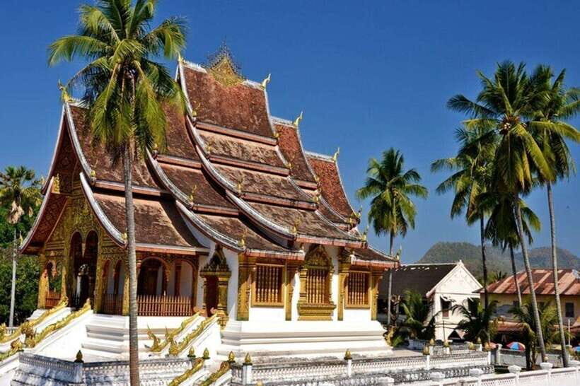 Vientiane : Private Custom Tour with a Local Guide - Getting value from $88 per person in a short city window