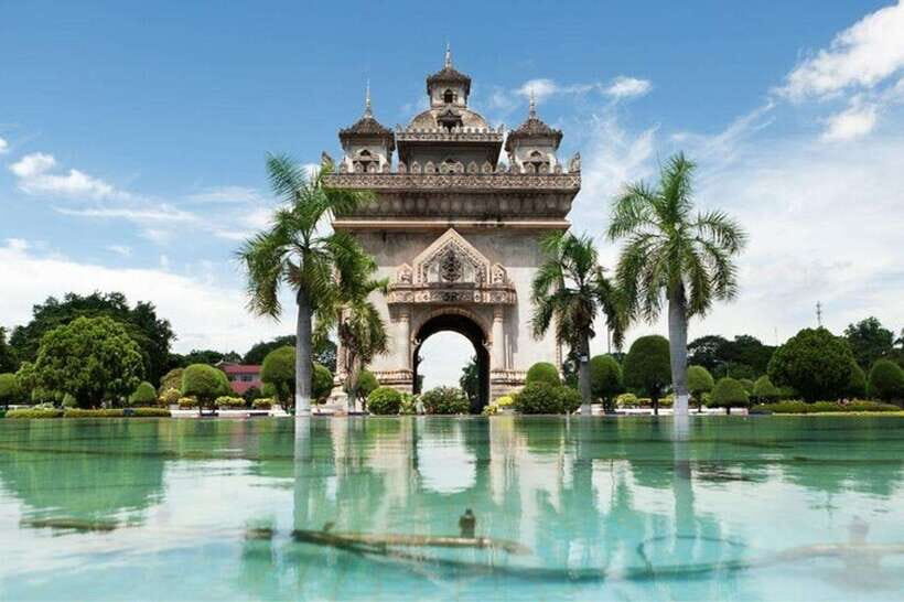 Vientiane : Private Custom Tour with a Local Guide - Hotel pickup and the walk-friendly reality of downtown Vientiane