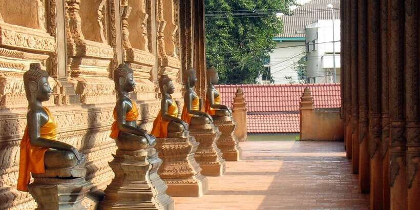 Vientiane: Private Full-day Must-See Sights & Sunset Tour - Comfort, Language, and What to Expect from Your Guide