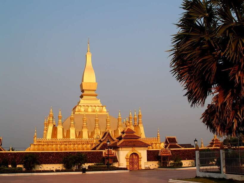 Vientiane: Private Full-Day Tour with Buddha Park and Lunch - Buddha Park: the 200+ sculptures and that giant reclining Buddha