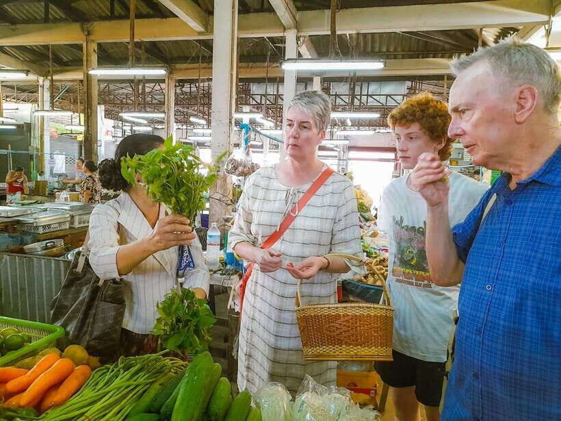 Vientiane Private Lao Cooking Class with Market Tour - Market Tour in Vientiane: Buying Ingredients Like a Cook